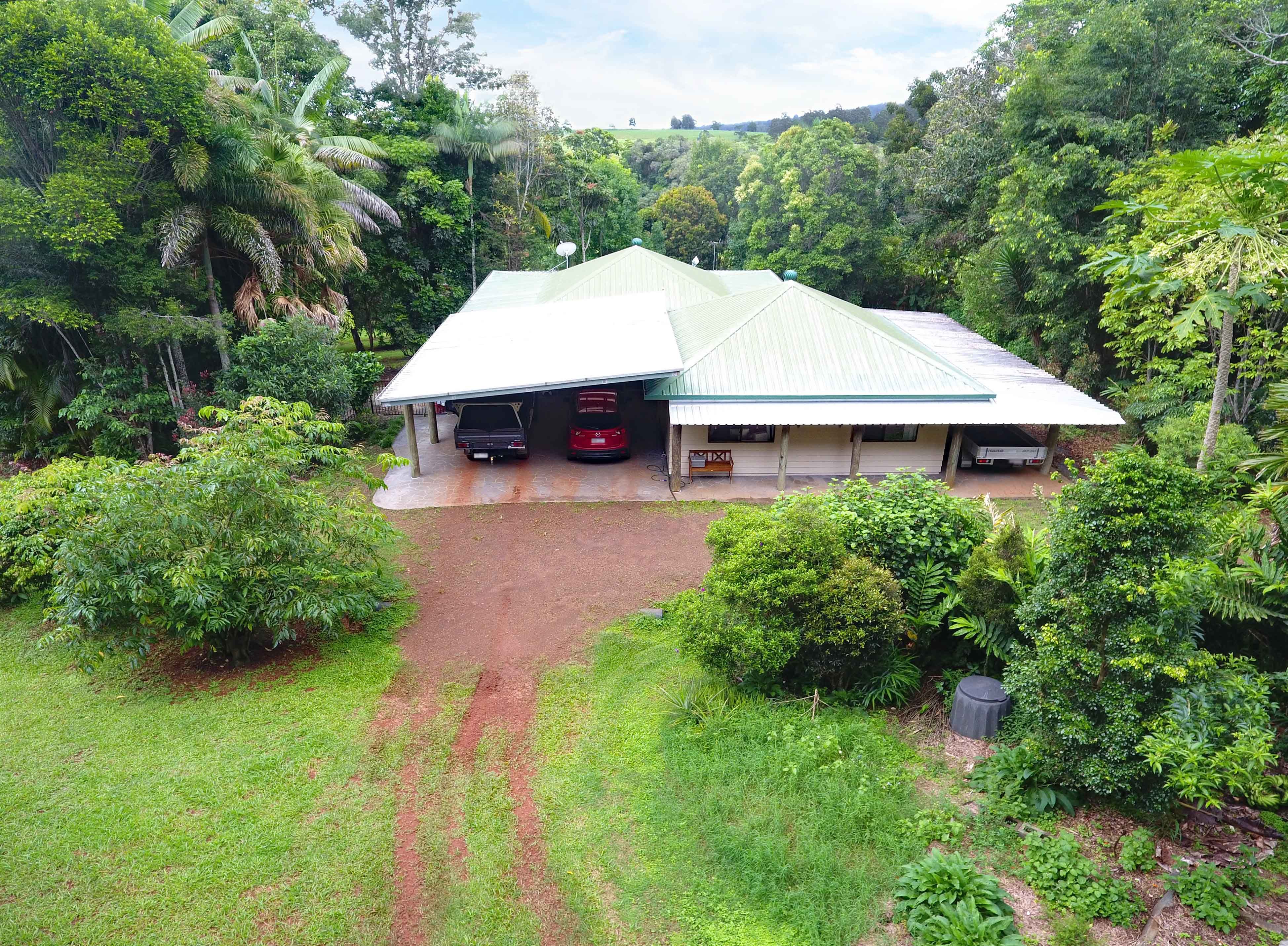 76 Russell Rd West, Lake Eacham QLD 4884, Lake Eacham - Image 1