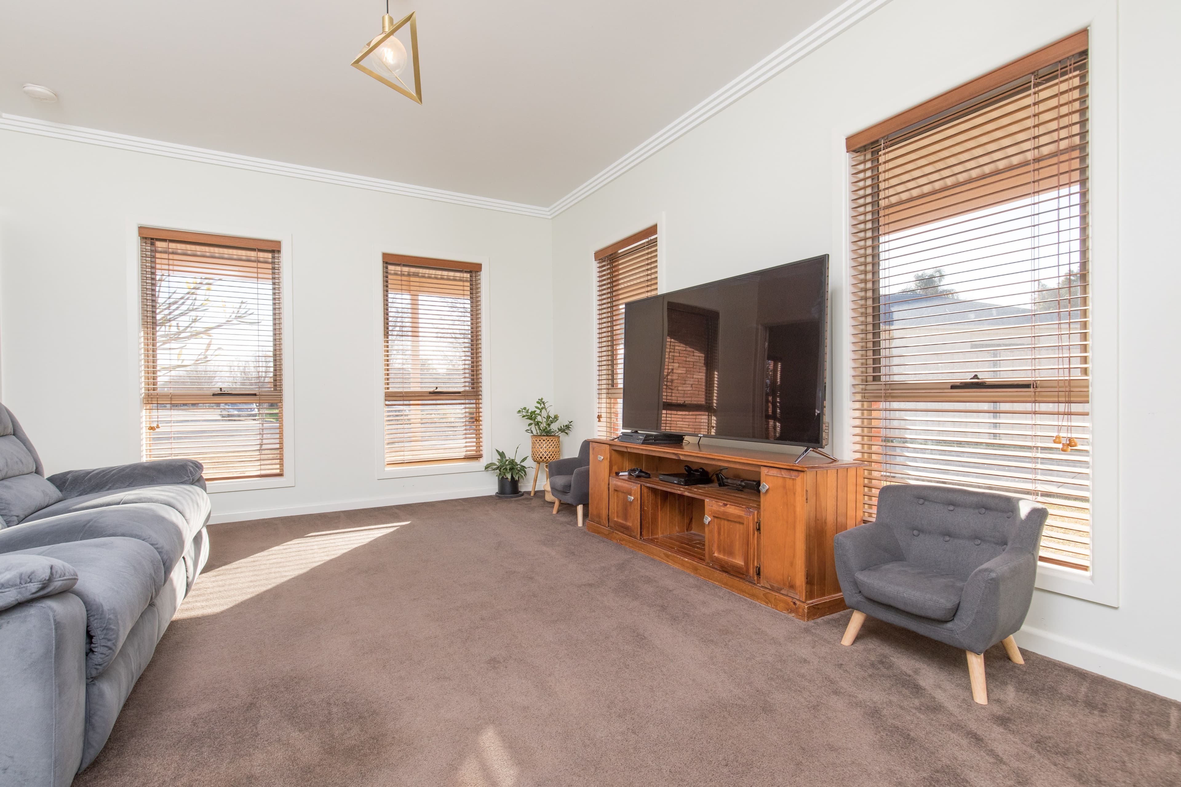 14 Petrucci Way, Mildura VIC 3500, Mildura - Thumbnail 2