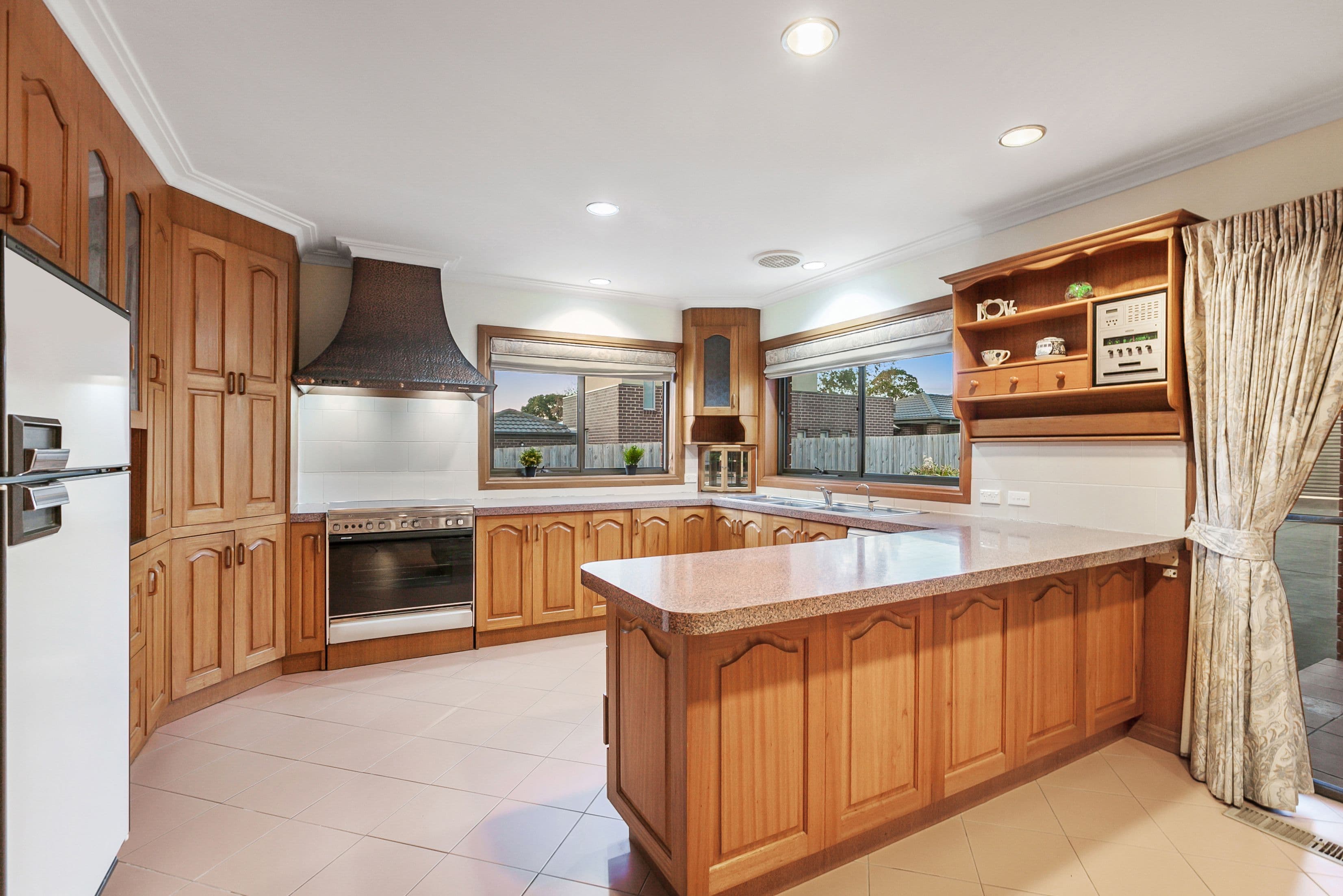 11 Griffiths Street, Reservoir VIC 3073, Reservoir - Thumbnail 7