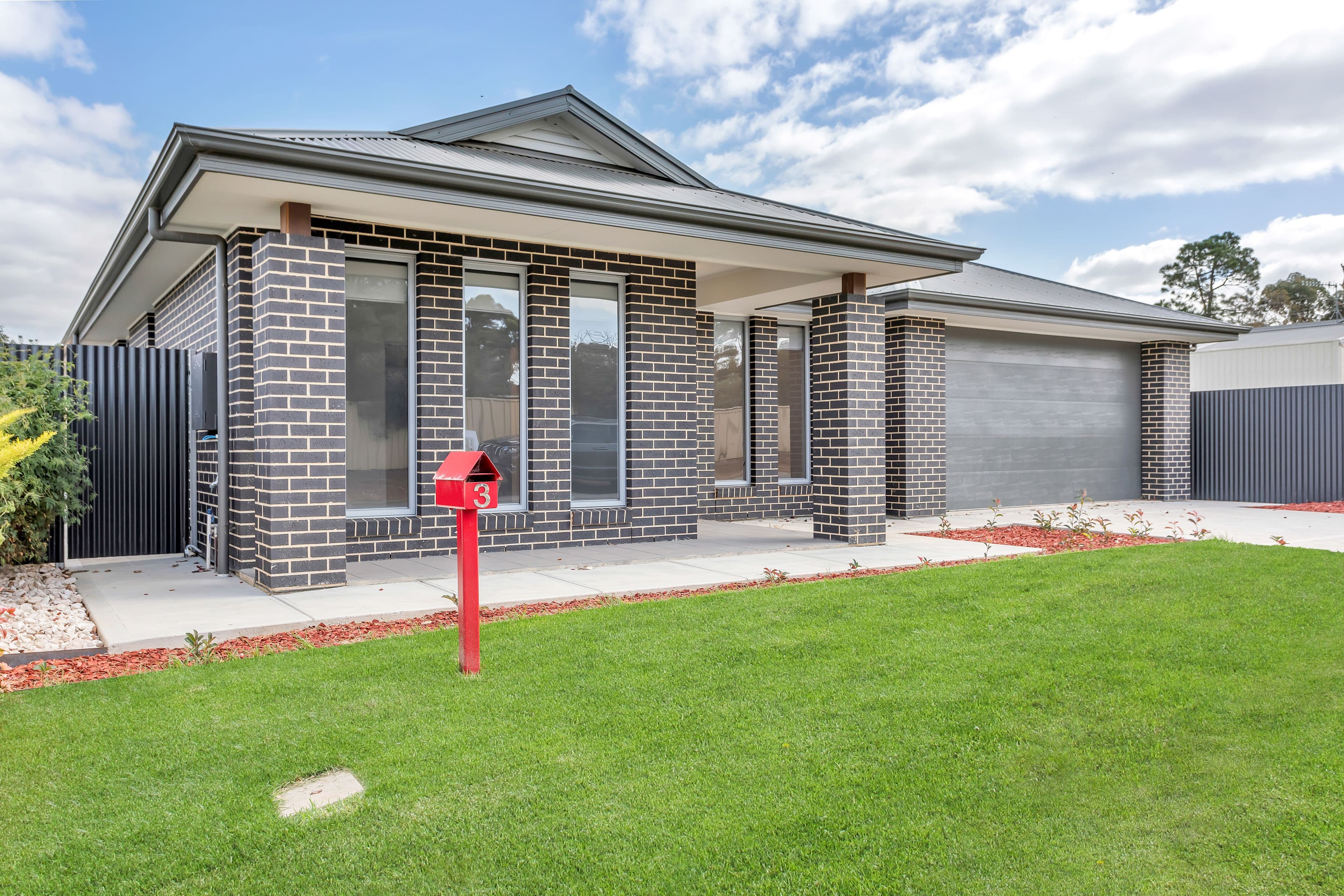 3 Blue Court, Strathalbyn SA 5255, Strathalbyn - Image 1