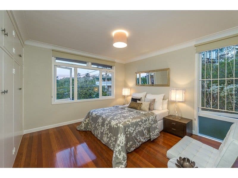 33 Rambler Street, BARDON QLD 4065, Bardon - Thumbnail 7