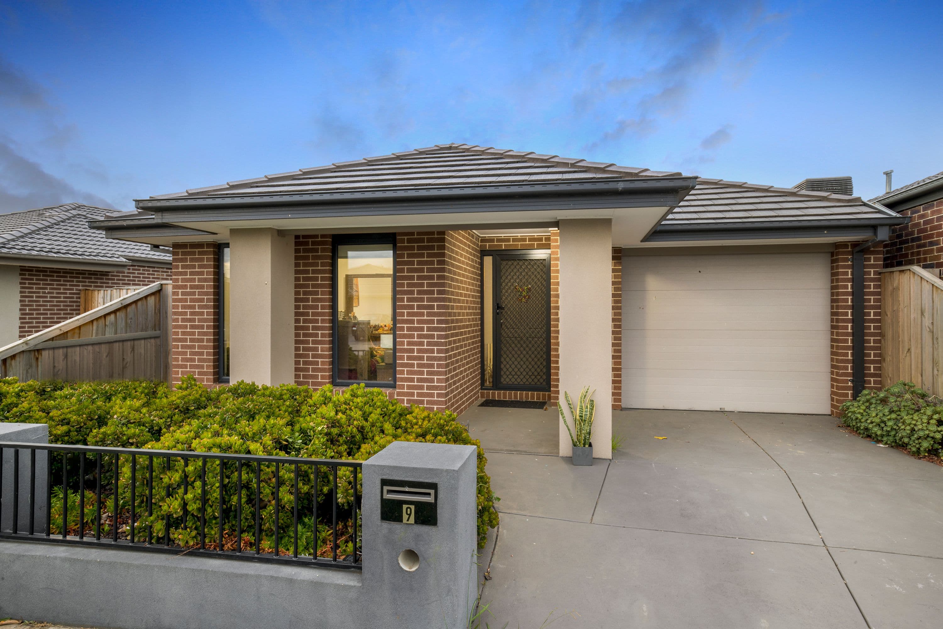 9 Maywood Street, Pakenham VIC 3810, Pakenham - Image 1