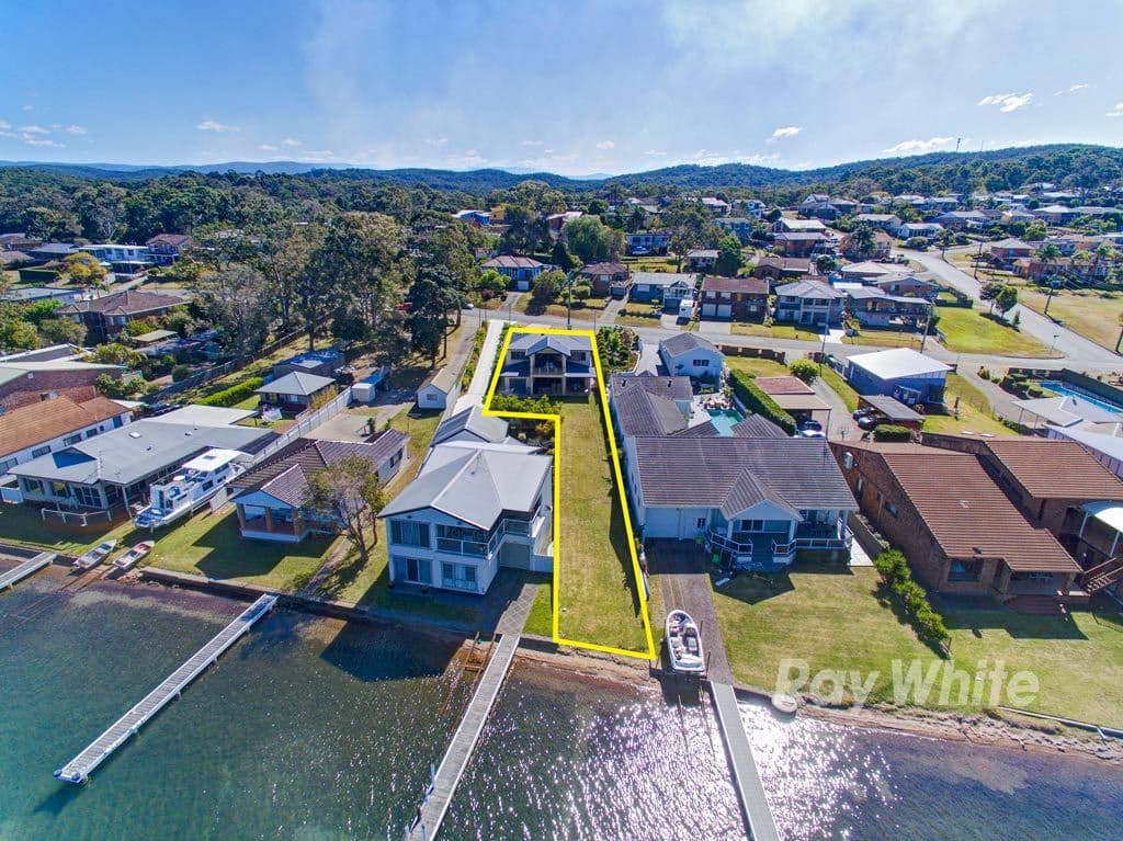 212 Kilaben Road, Kilaben Bay - Thumbnail 2