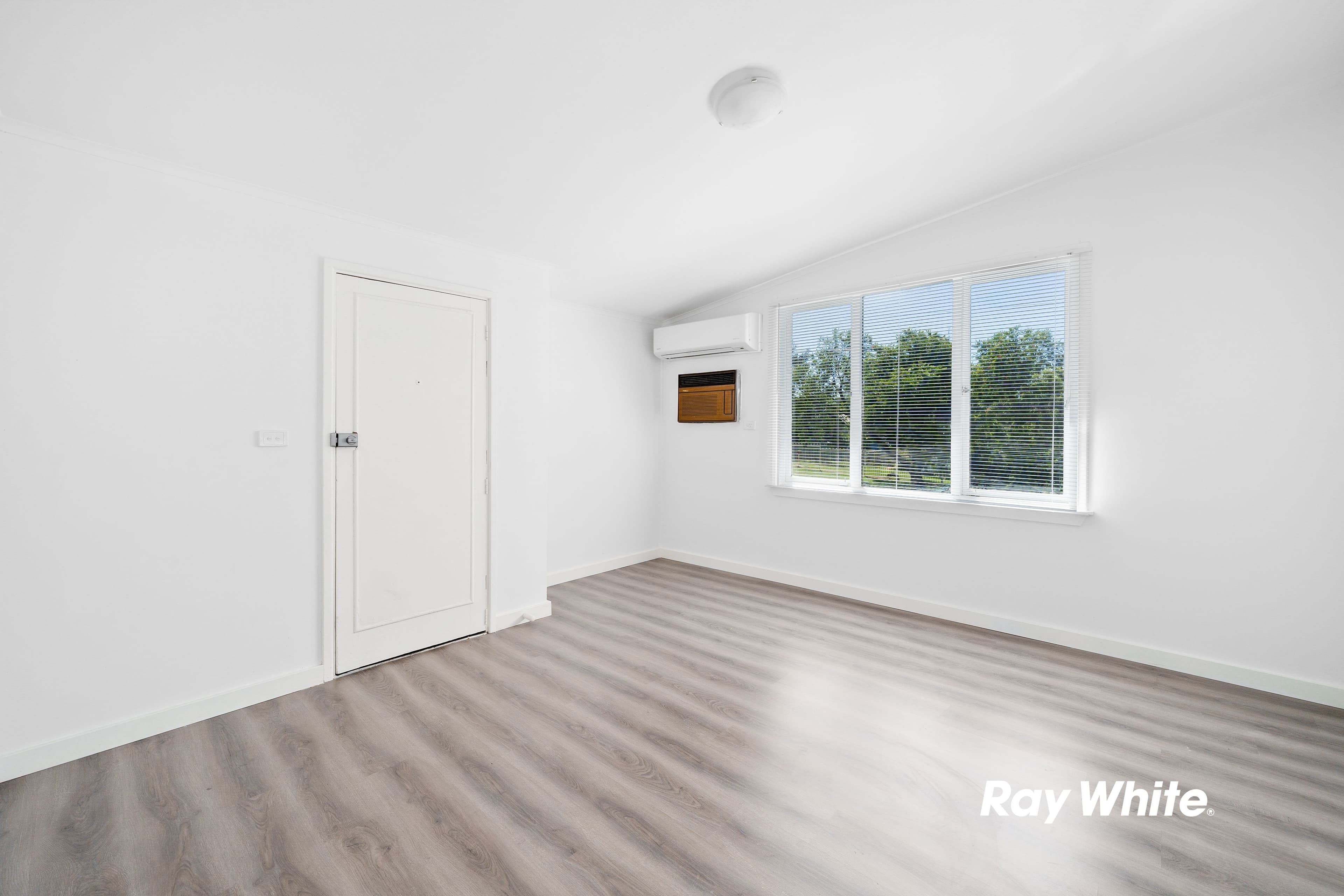 28 Erebus Crescent, Tregear NSW 2770, Tregear - Thumbnail 2