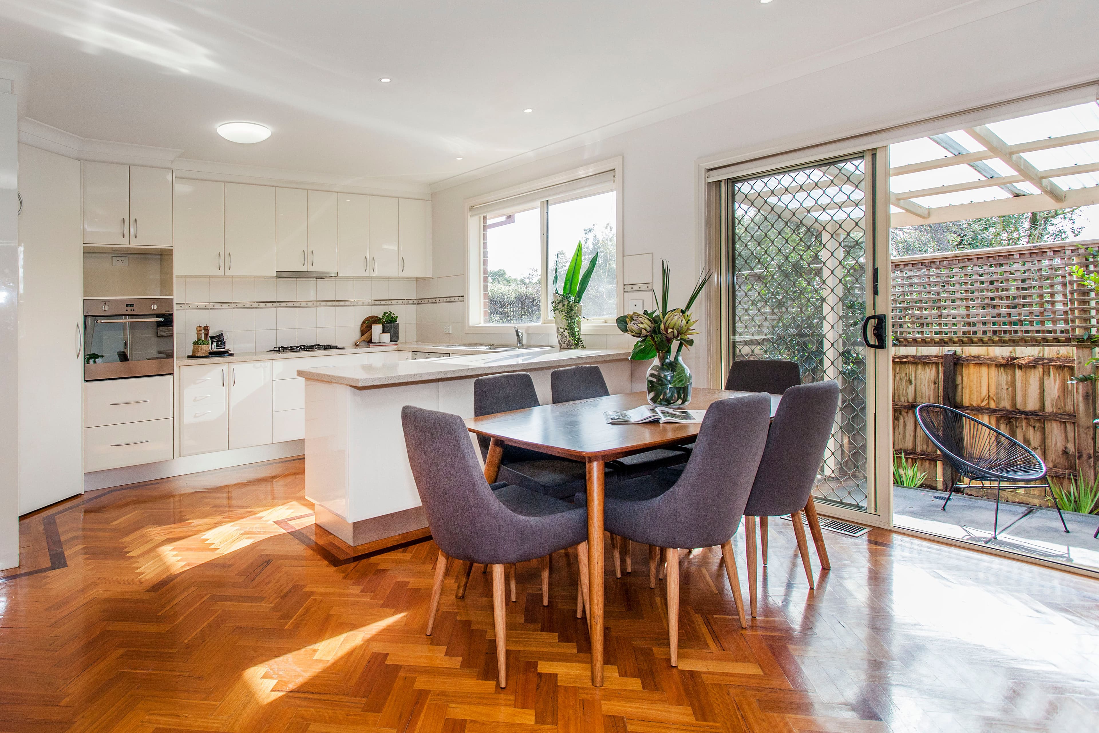 54 Warnes Road, Mitcham VIC 3132, Mitcham - Thumbnail 2