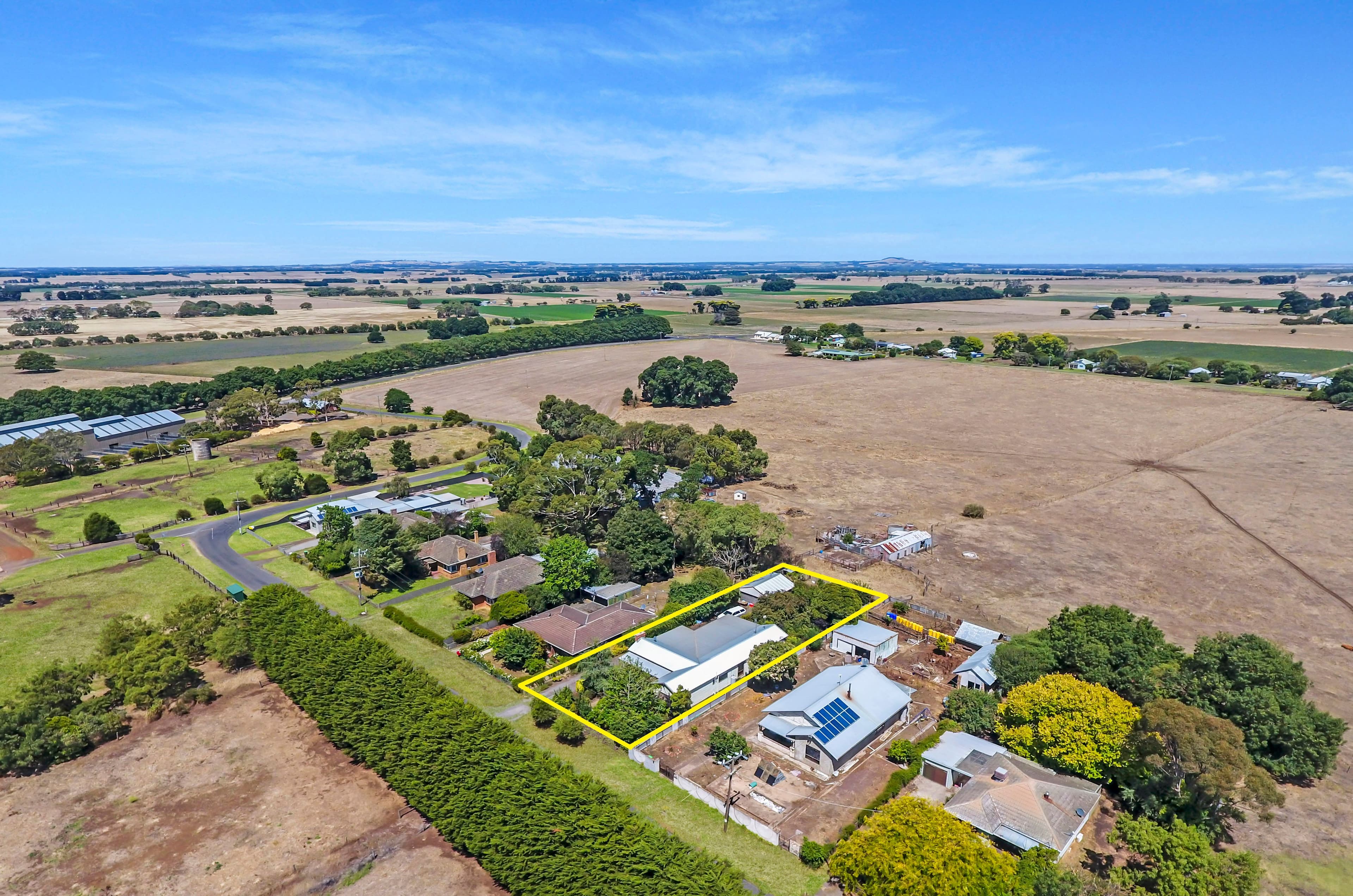 396 Blacks Road, Glenormiston South VIC 3265, Glenormiston South - Thumbnail 2