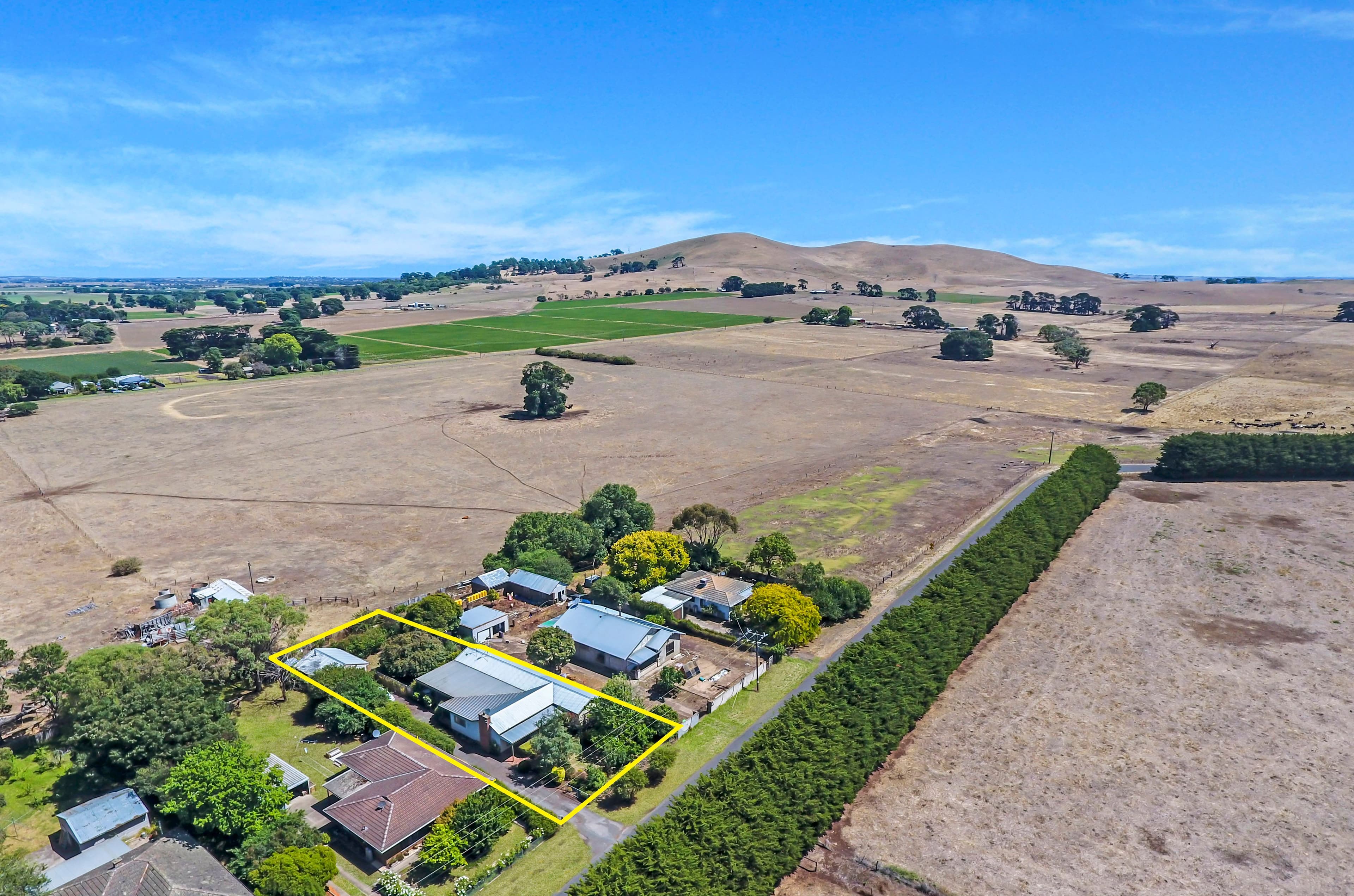 396 Blacks Road, Glenormiston South VIC 3265, Glenormiston South - Thumbnail 3