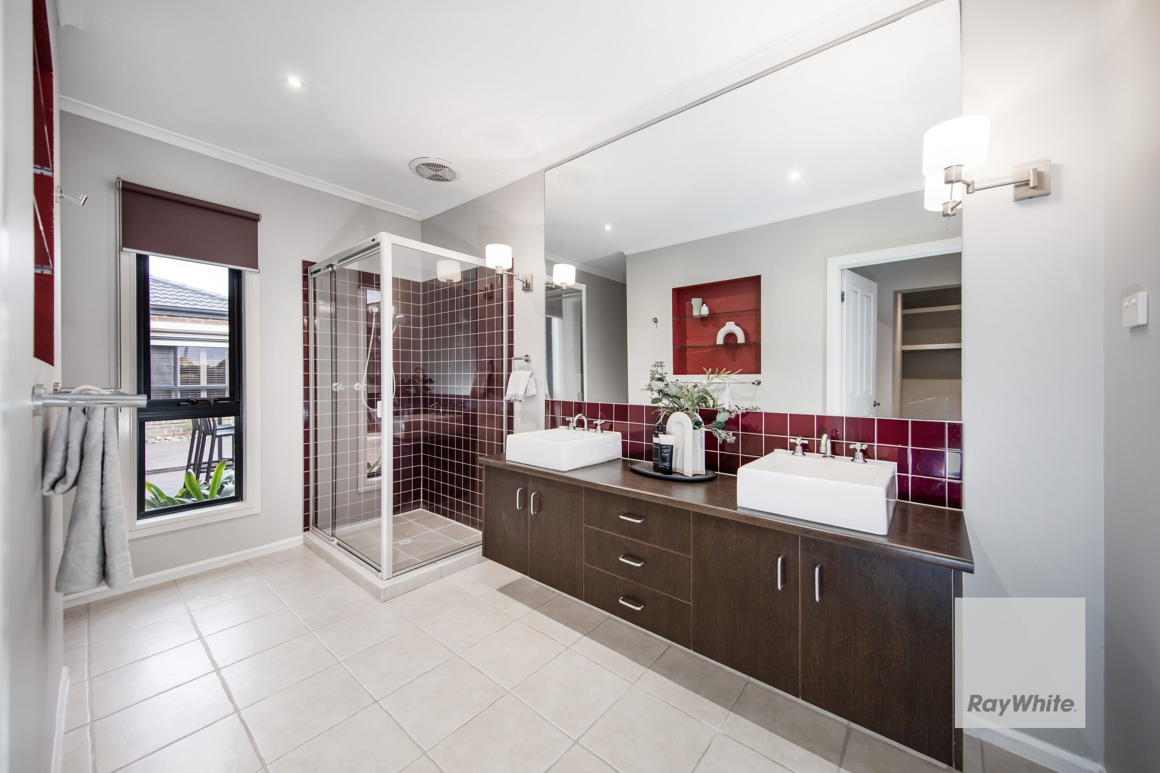 9 Vaucluse Boulevard, Taylors Hill VIC 3037, Taylors Hill - Thumbnail 4