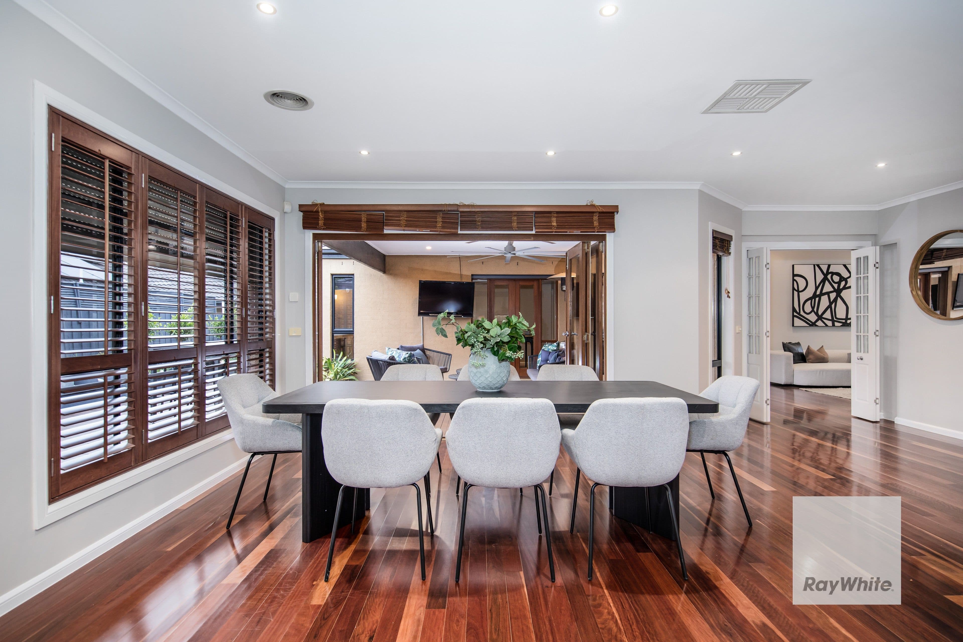 9 Vaucluse Boulevard, Taylors Hill VIC 3037, Taylors Hill - Thumbnail 8
