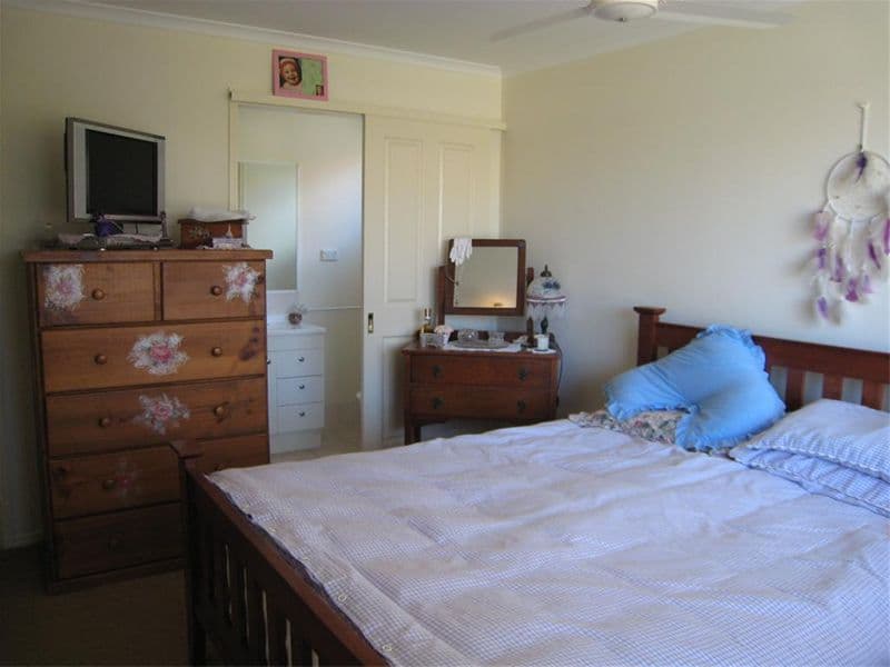 12 Glengarry Court, KAWUNGAN QLD 4655, Kawungan - Thumbnail 6