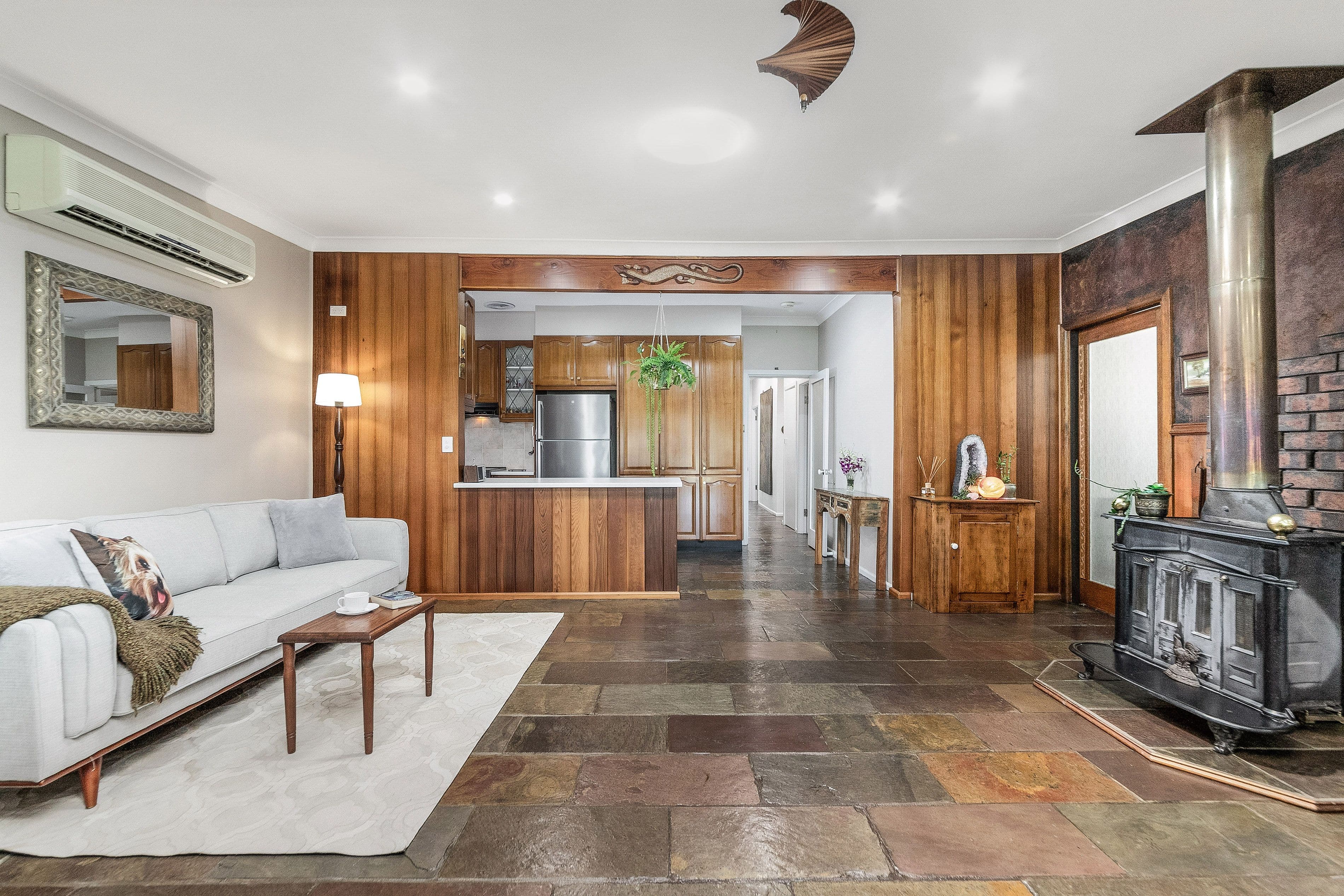 39 Endeavour Road, Georges Hall NSW 2198, Georges Hall - Thumbnail 4