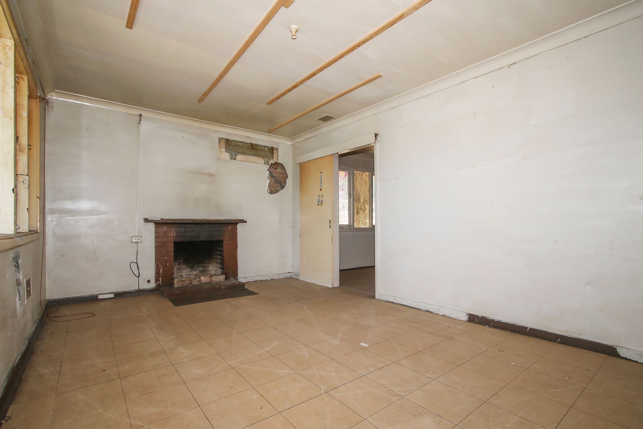 65 Virginia Avenue, Maddington WA 6109, Maddington - Thumbnail 2
