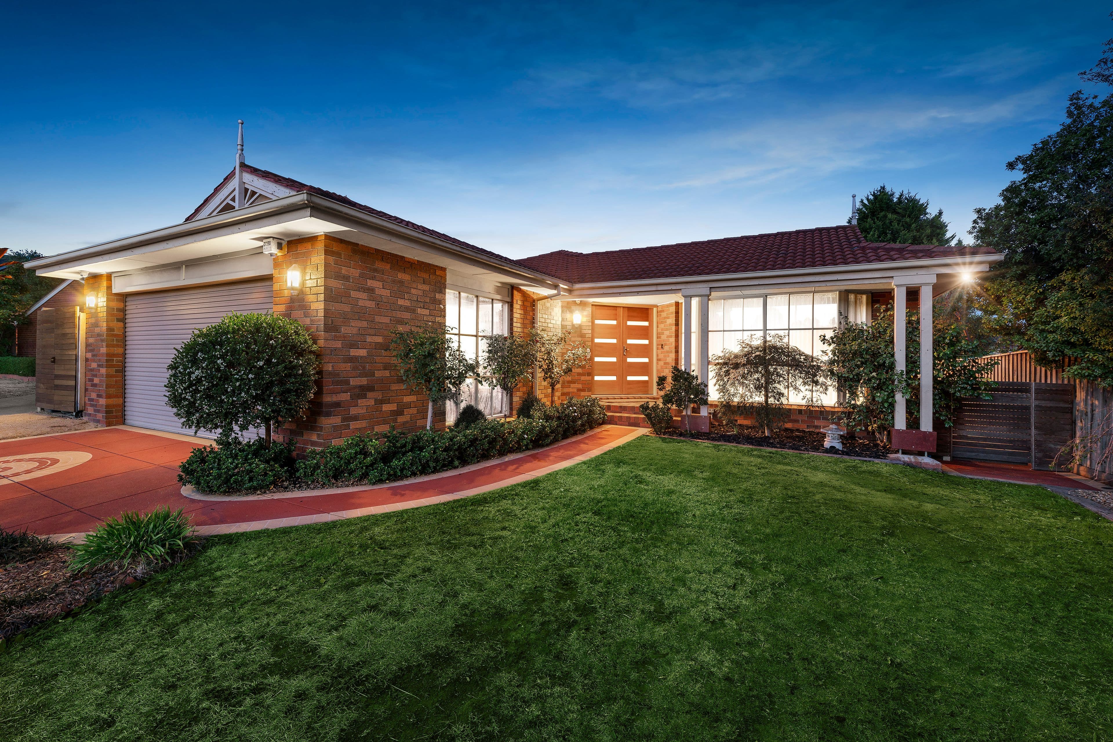 8 Fernbrook Rise, Knoxfield VIC 3180, Knoxfield - Image 1