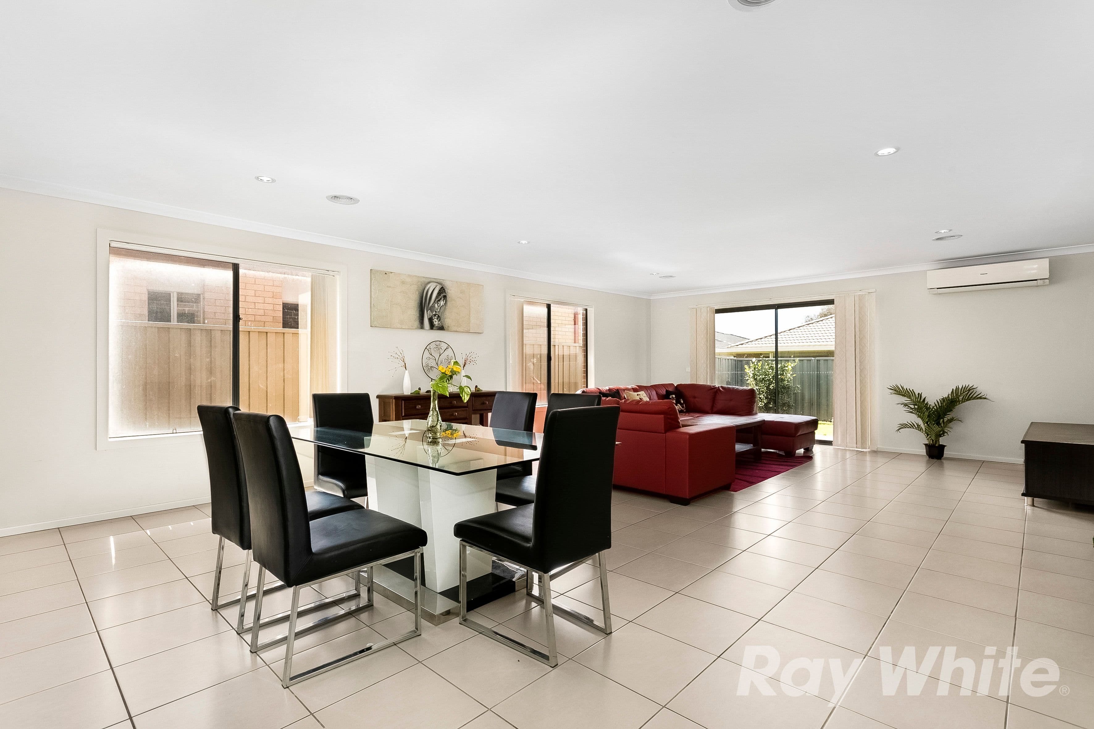 38 Archers Field Drive, Cranbourne East VIC 3977, Cranbourne East - Thumbnail 4