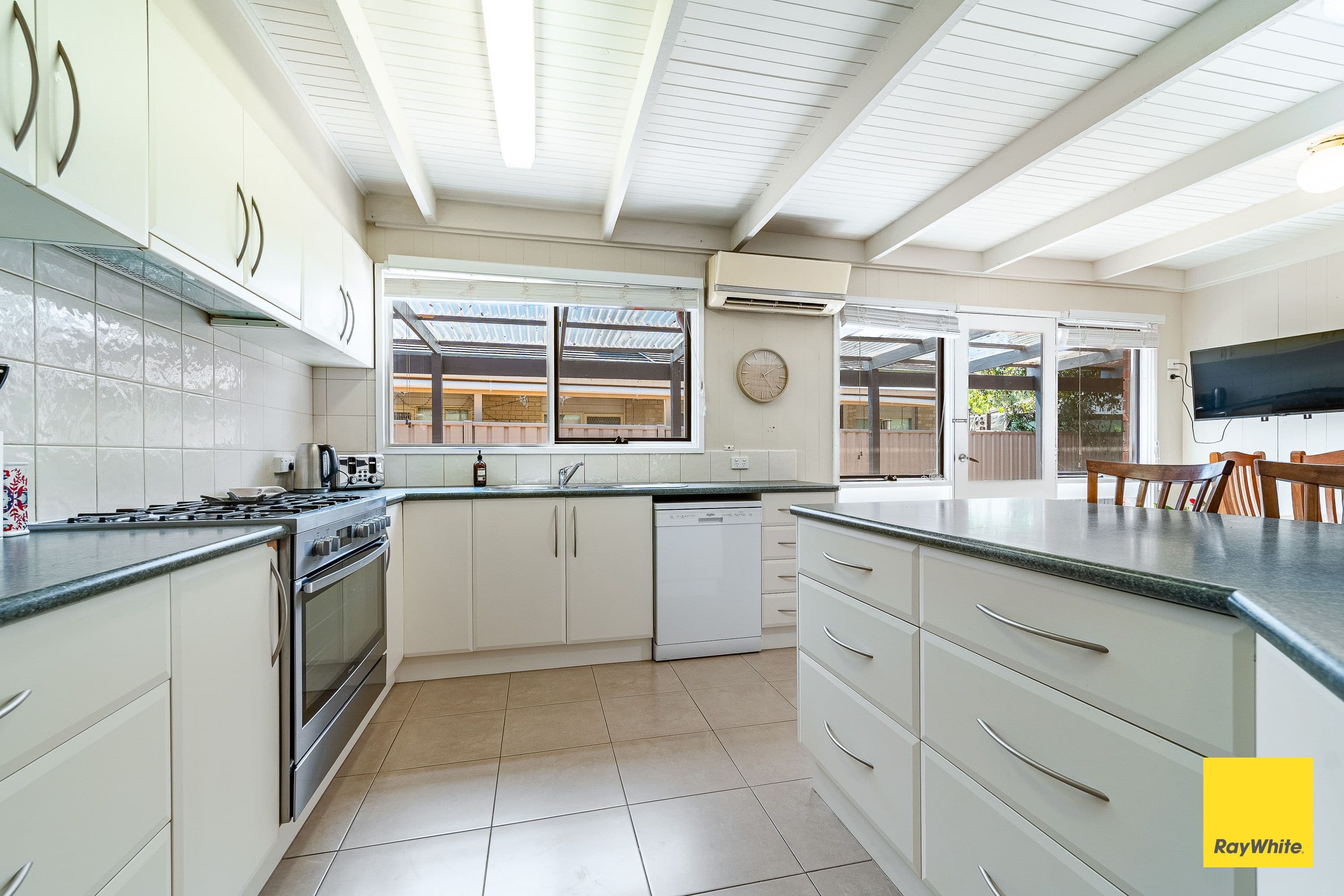 5 Belinda Avenue, Golden Square VIC 3555, Golden Square - Thumbnail 8