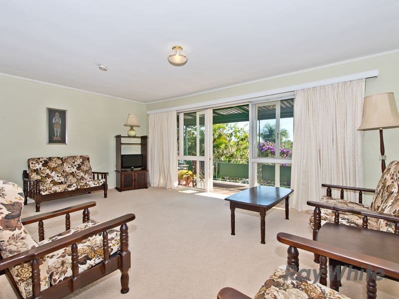 10 Barrabui Street, Bracken Ridge QLD 4017, Bracken Ridge - Thumbnail 2