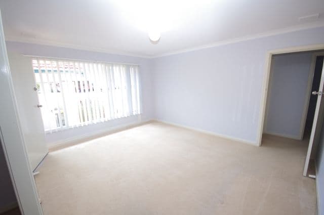 15 Westbrook Way, GIRRAWHEEN WA 6064, Girrawheen - Thumbnail 3