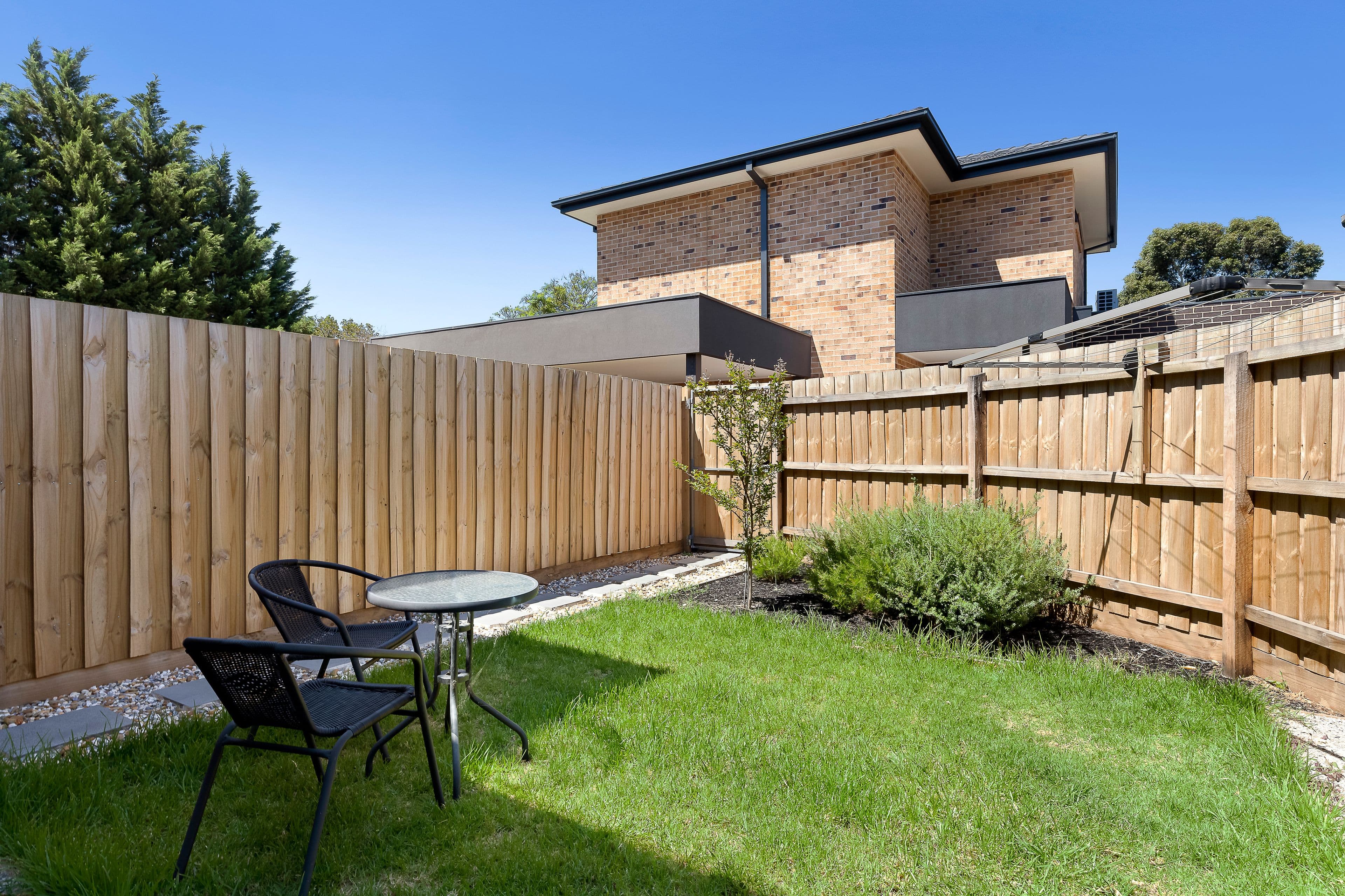 10 Rae Street, Chadstone VIC 3148, Chadstone - Thumbnail 2