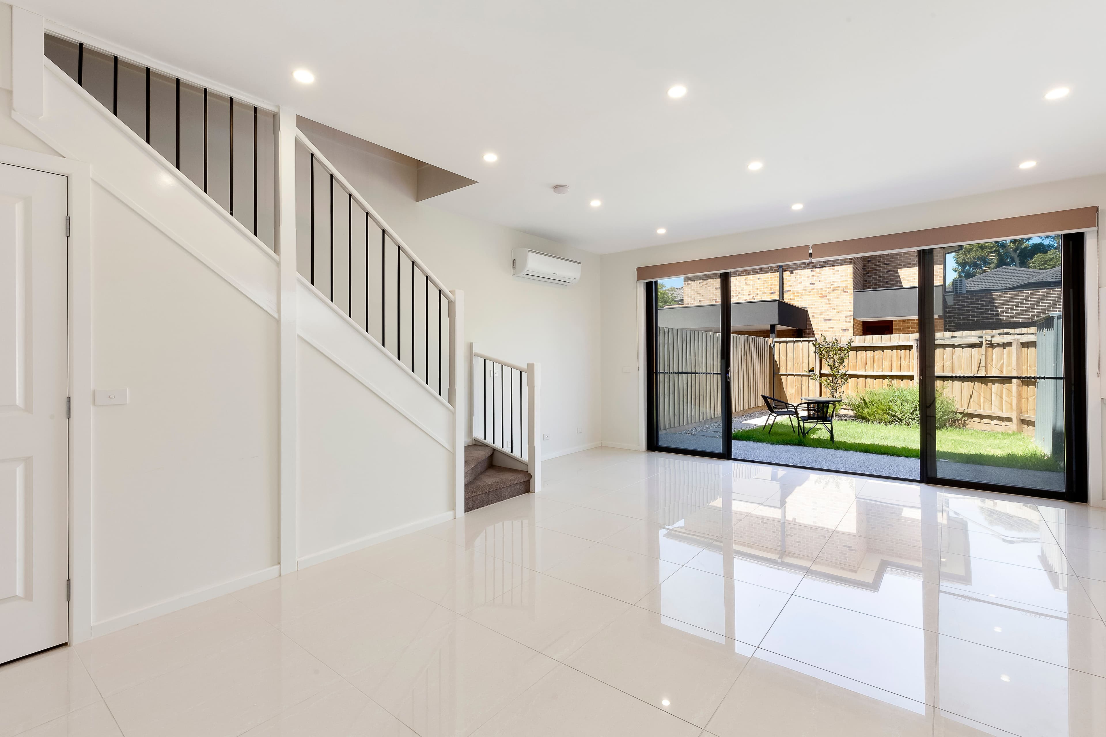 10 Rae Street, Chadstone VIC 3148, Chadstone - Thumbnail 3