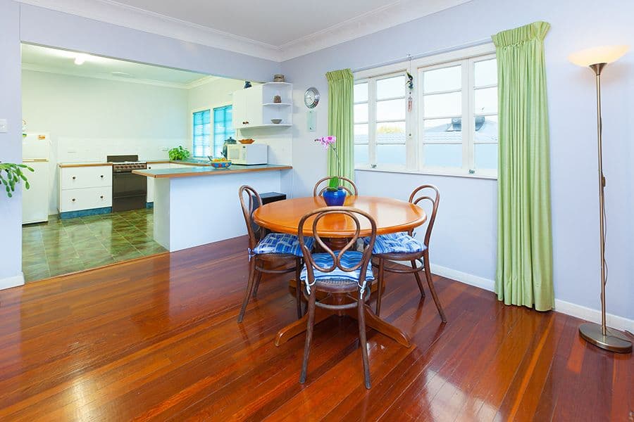 5 Iris Street, HOLLAND PARK WEST QLD 4121, Holland Park West - Thumbnail 4