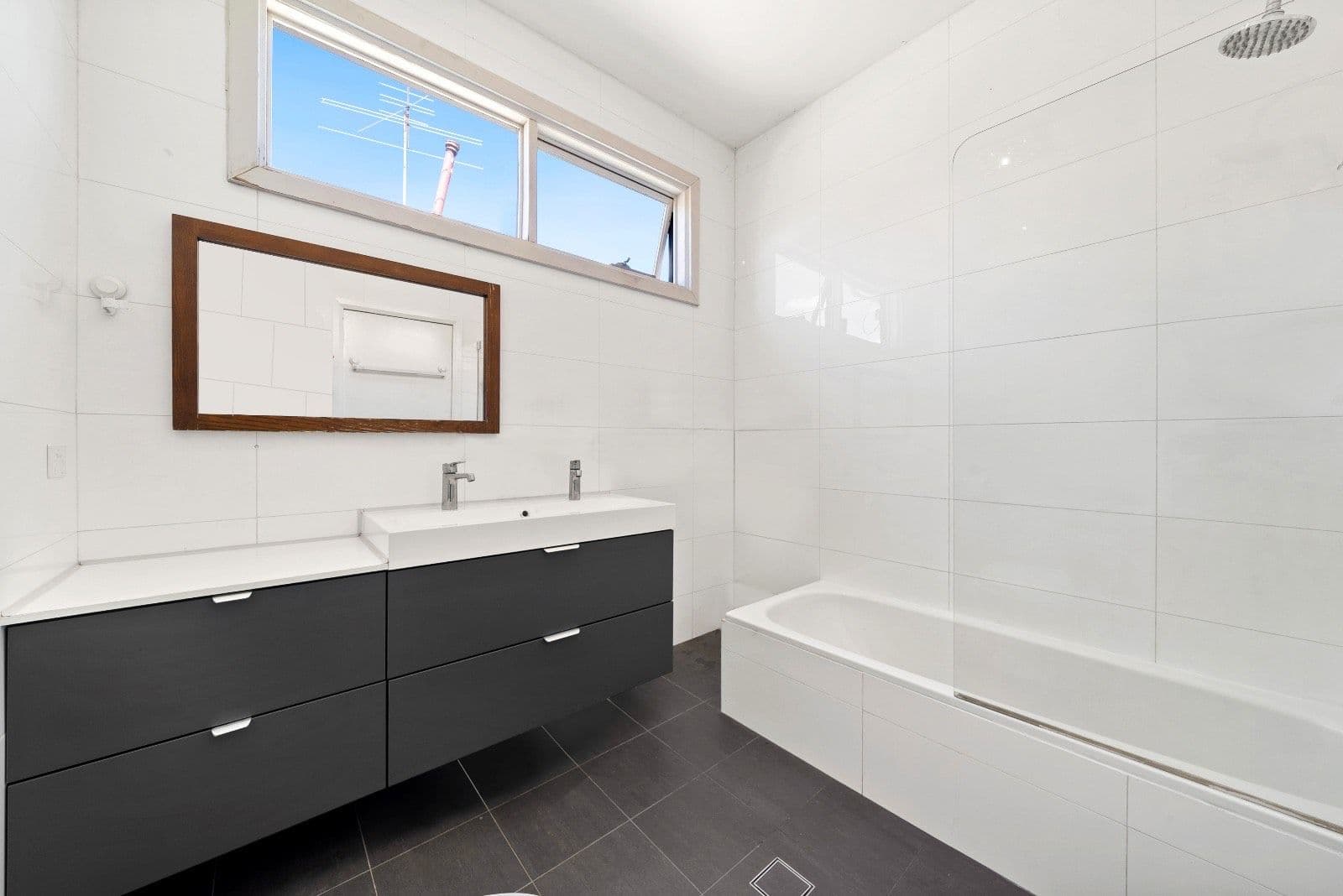 944 Punchbowl Road, Punchbowl NSW 2196, Punchbowl - Thumbnail 6