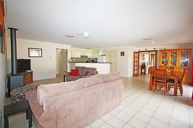 7 Moses Street, BUNGENDORE NSW 2621, Bungendore - Thumbnail 5