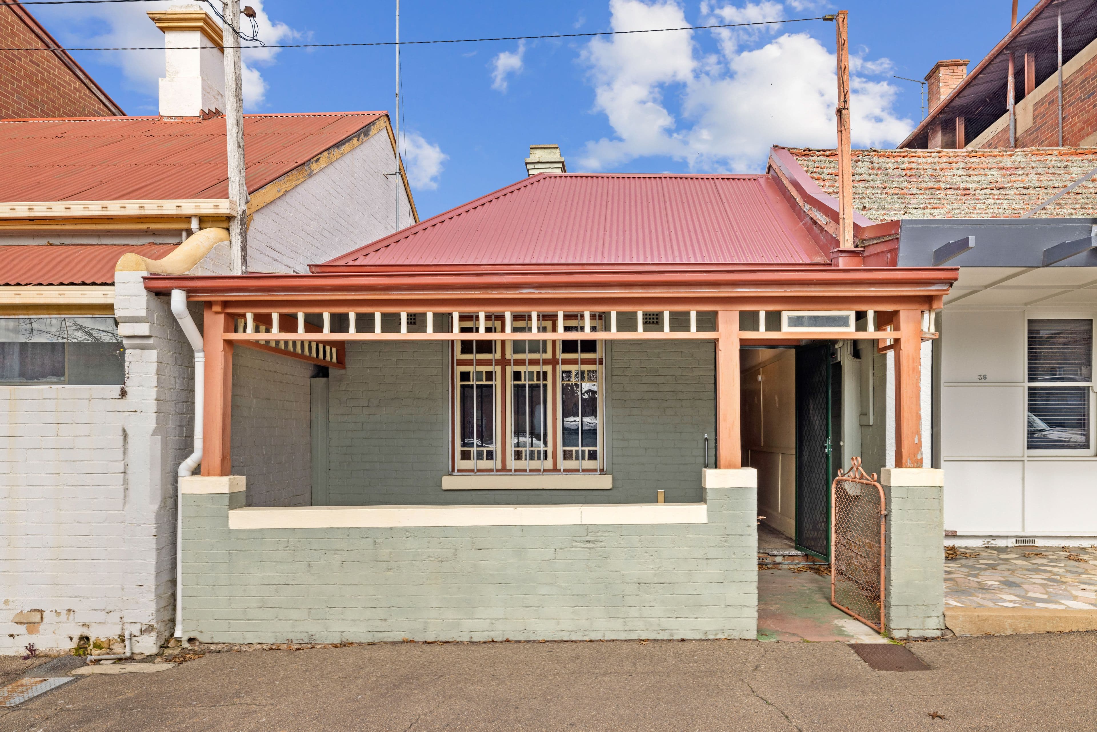 34 Montague Street, Goulburn NSW 2580, Goulburn - Image 1