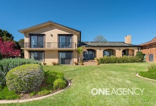 29 EASTLAKE Drive, Lake Albert, Lake Albert - Image 1