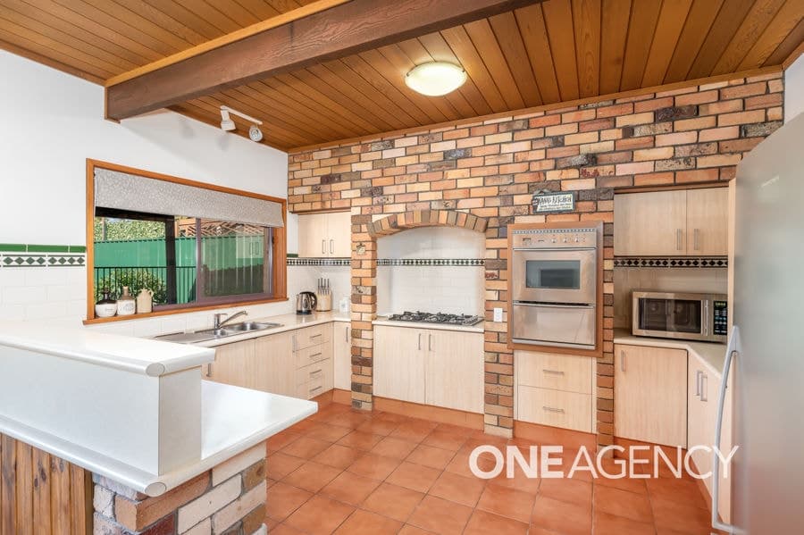 29 EASTLAKE Drive, Lake Albert, Lake Albert - Thumbnail 4