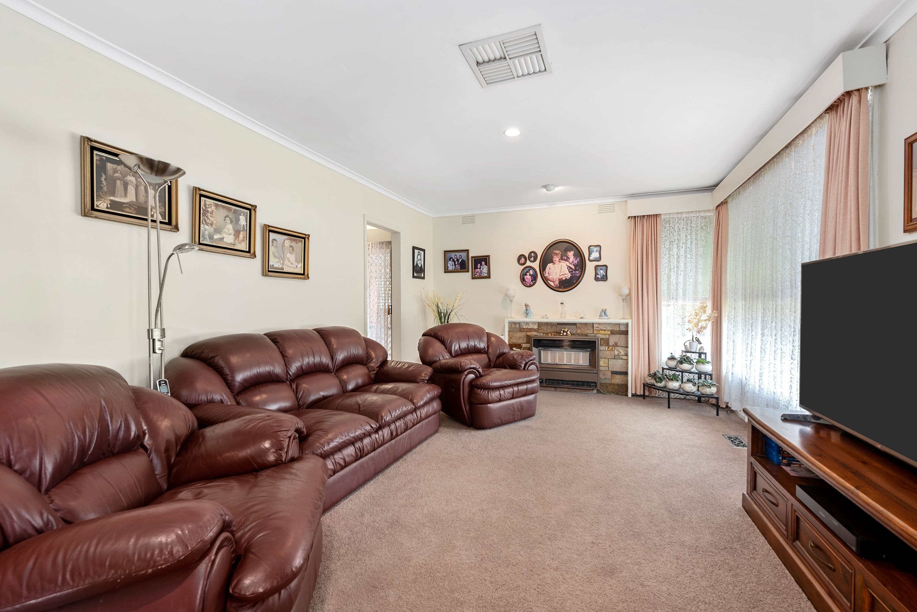 21 The Ridge West, Knoxfield VIC 3180, Knoxfield - Thumbnail 4