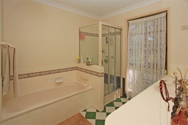 4 Brogan Road, ALICE RIVER QLD 4817, Alice River - Thumbnail 8