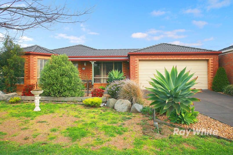 11 Thistlewood Place, CRANBOURNE EAST VIC 3977, Cranbourne East - Image 1