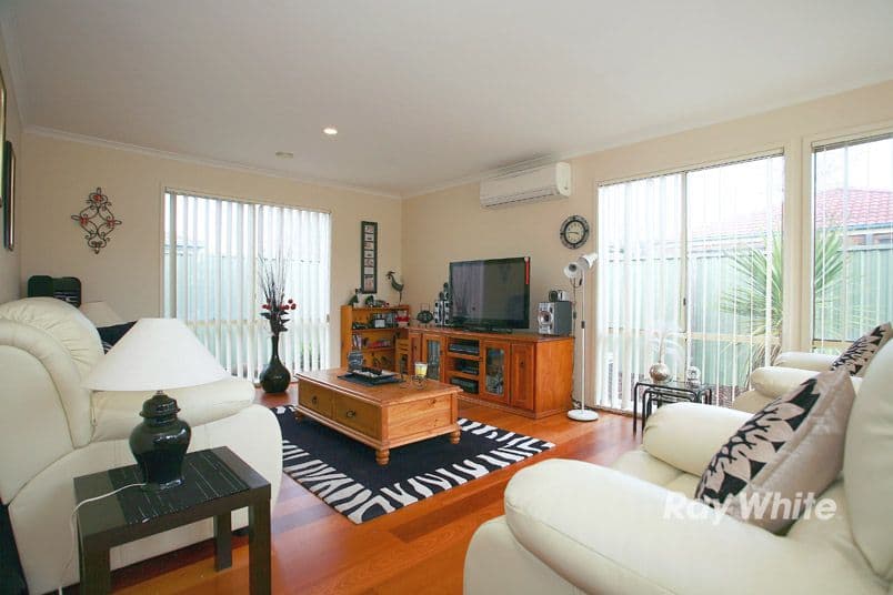 11 Thistlewood Place, CRANBOURNE EAST VIC 3977, Cranbourne East - Thumbnail 4