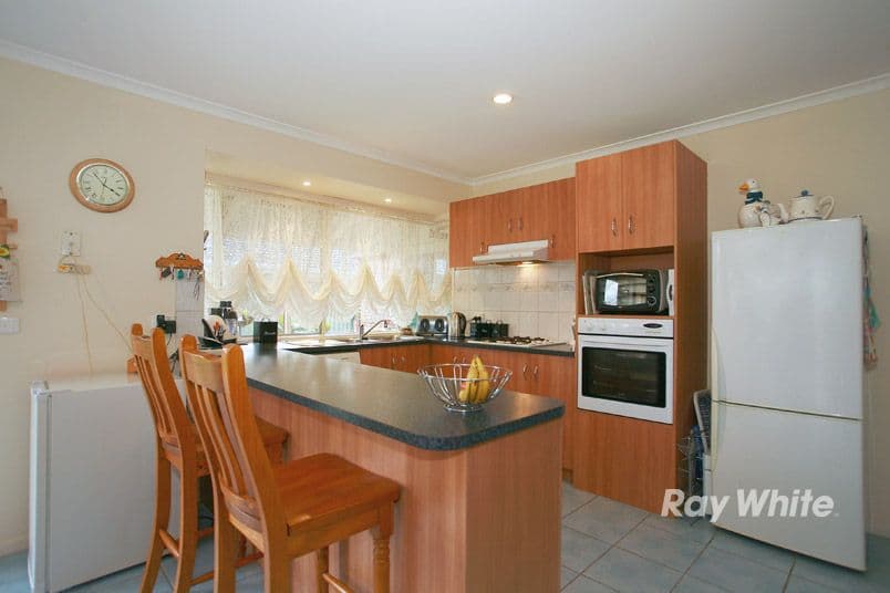 11 Thistlewood Place, CRANBOURNE EAST VIC 3977, Cranbourne East - Thumbnail 5