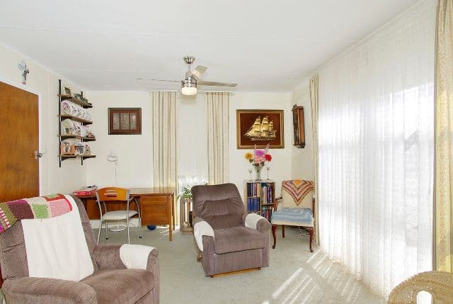 2 Howqua Court, CORIO VIC 3214, Corio - Thumbnail 3