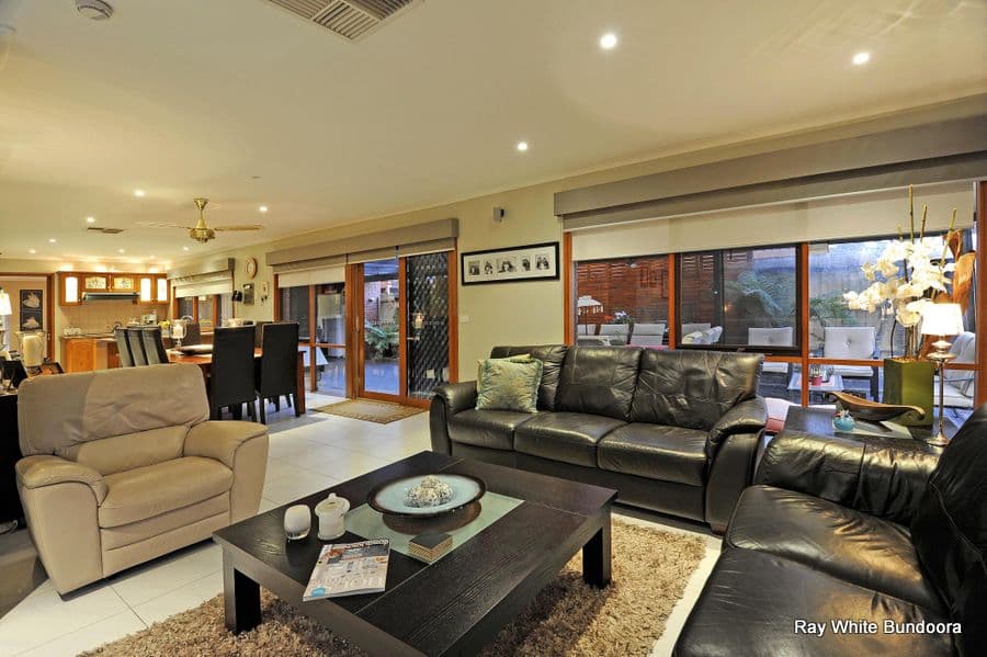 1 Watermill Court, MILL PARK VIC 3082, Mill Park - Thumbnail 2