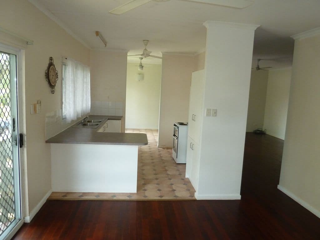 18 Ronan Court, KATHERINE NT 0850, Katherine East - Thumbnail 3