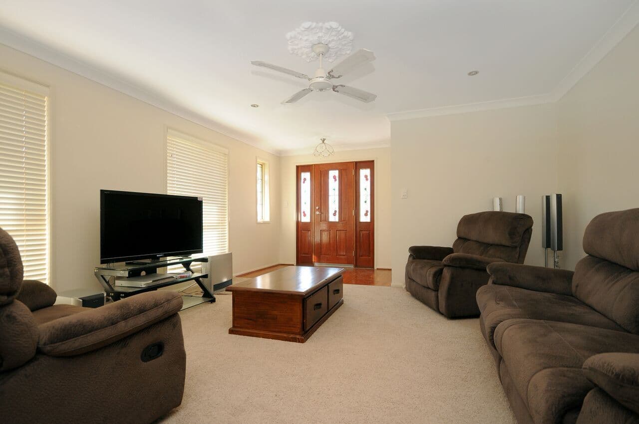 14 Dahlia Court, Middle Ridge QLD 4350, Middle Ridge - Thumbnail 3