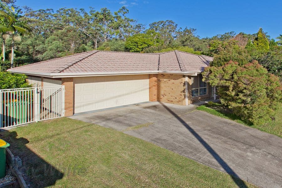 36 Woodbine Avenue, CAMIRA QLD 4300, Camira - Thumbnail 2