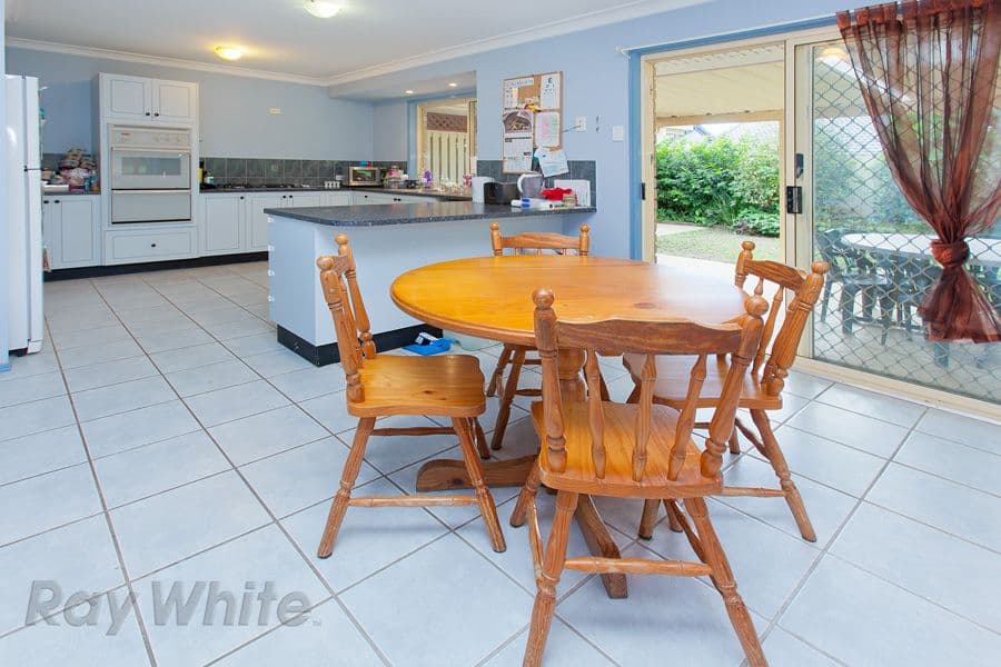 36 Woodbine Avenue, CAMIRA QLD 4300, Camira - Thumbnail 3