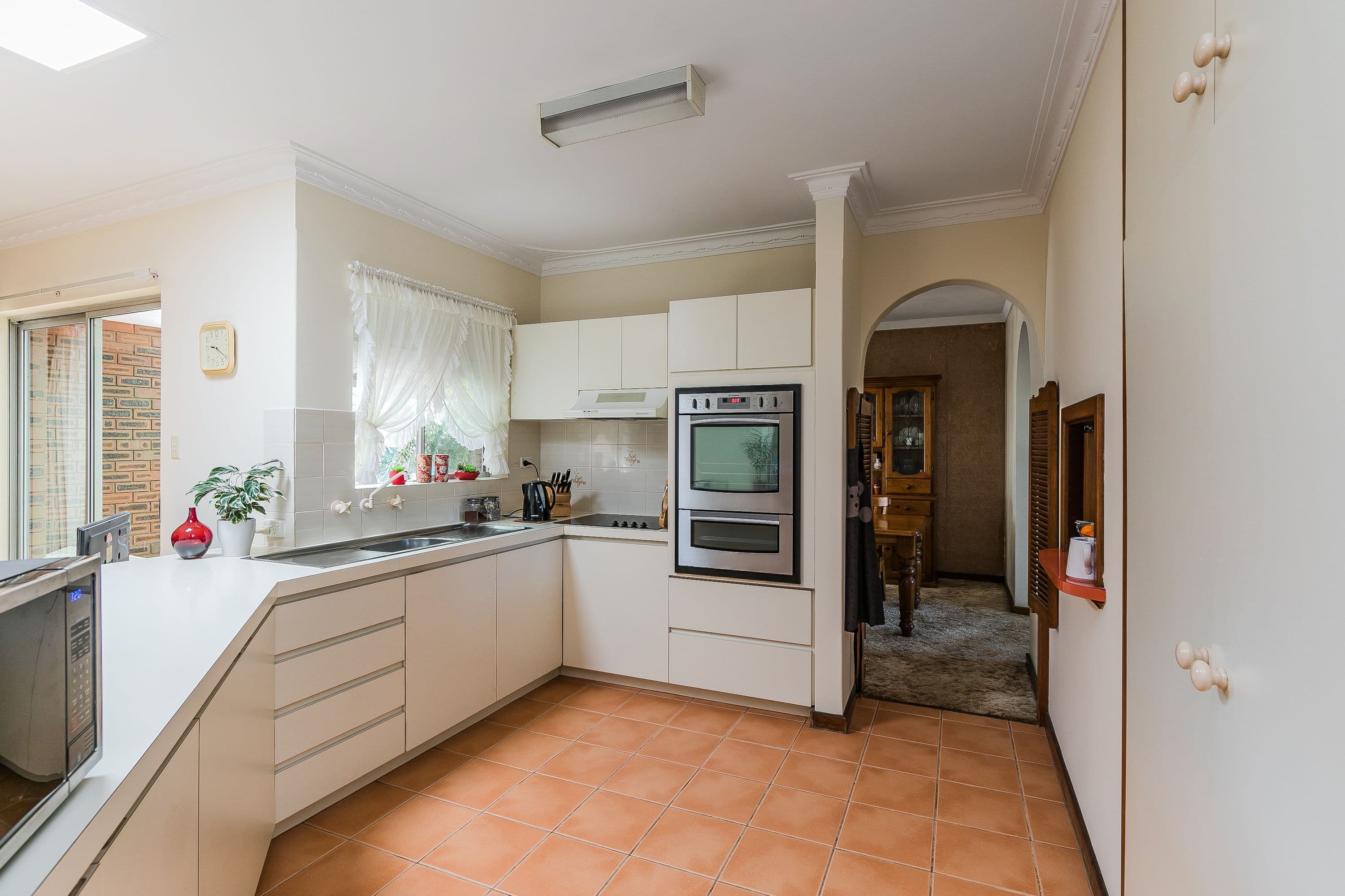 24 Tolley Court, Hamilton Hill WA 6163, Hamilton Hill - Thumbnail 2