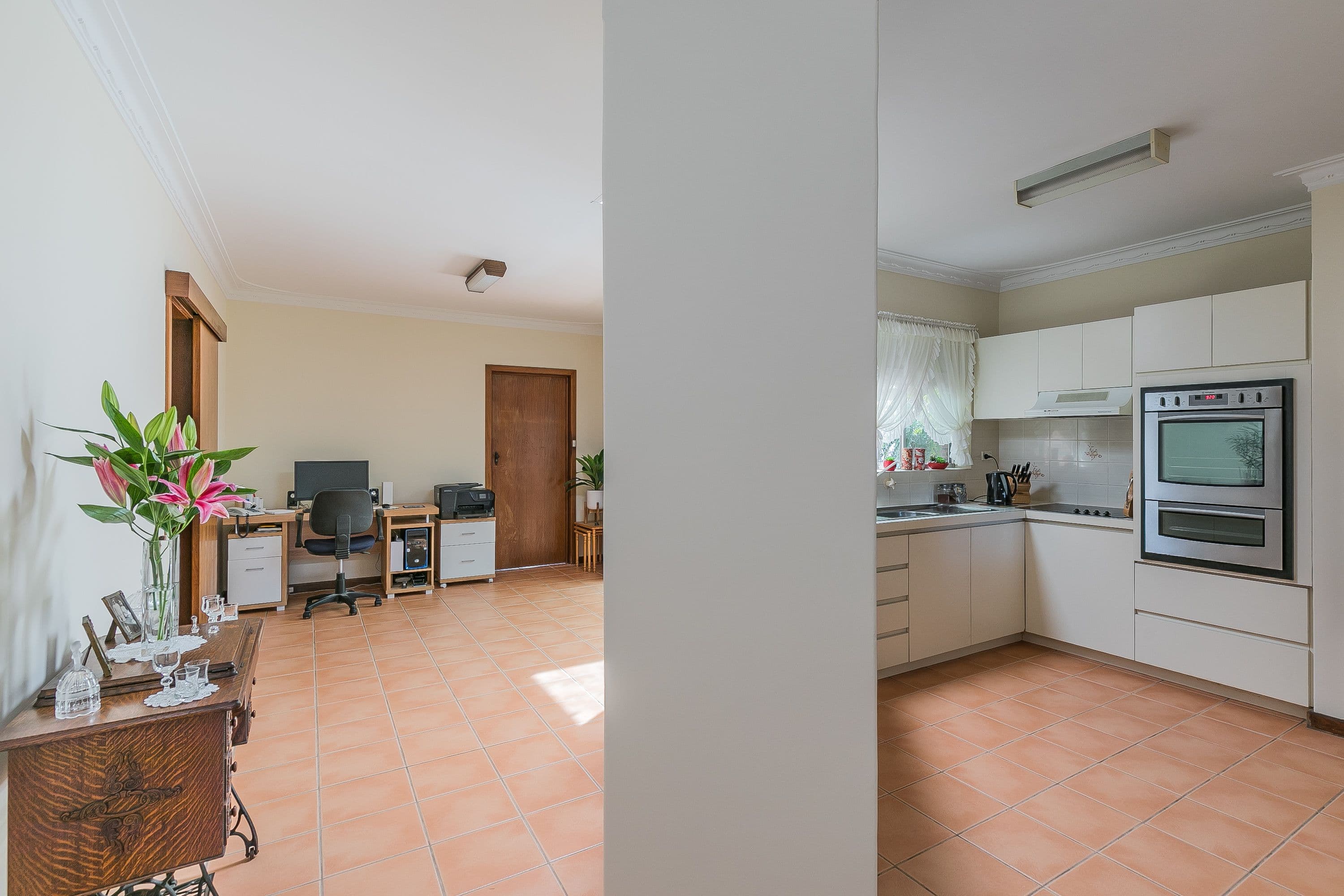 24 Tolley Court, Hamilton Hill WA 6163, Hamilton Hill - Thumbnail 3