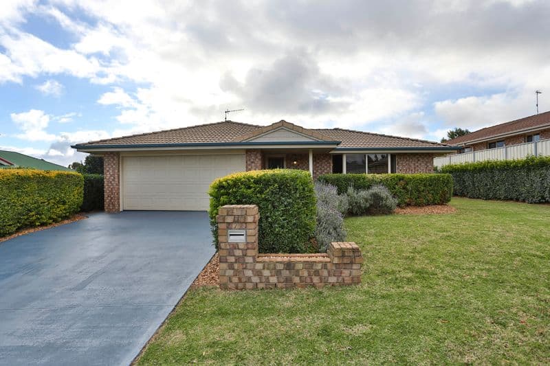 7 Kensington Court, DARLING HEIGHTS QLD 4350, Darling Heights - Image 1