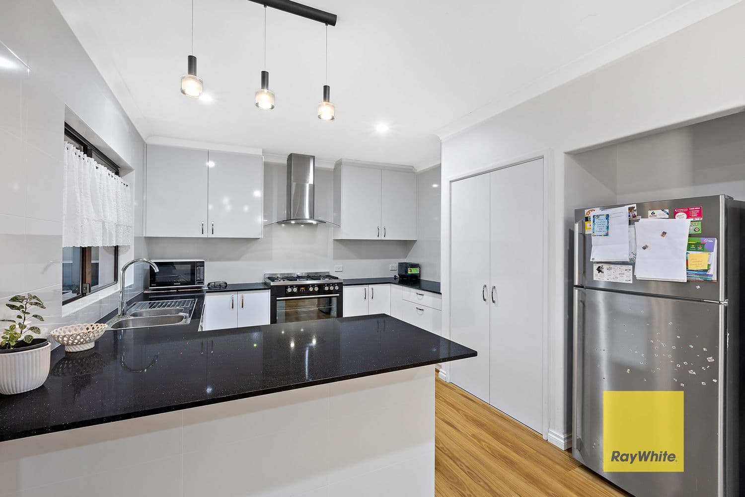 14 Merian Close, Bentley WA 6102, Bentley - Thumbnail 2