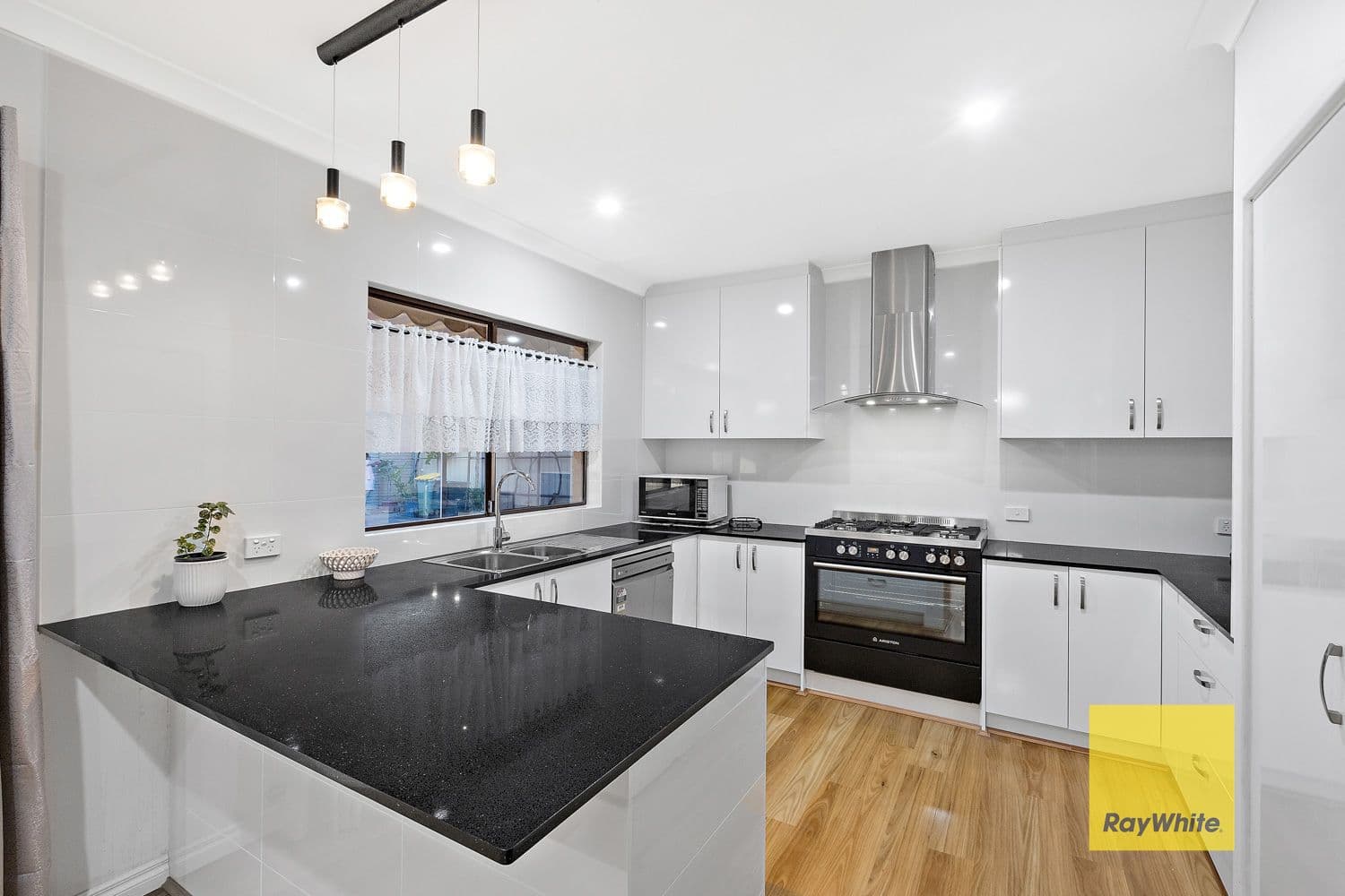 14 Merian Close, Bentley WA 6102, Bentley - Thumbnail 3