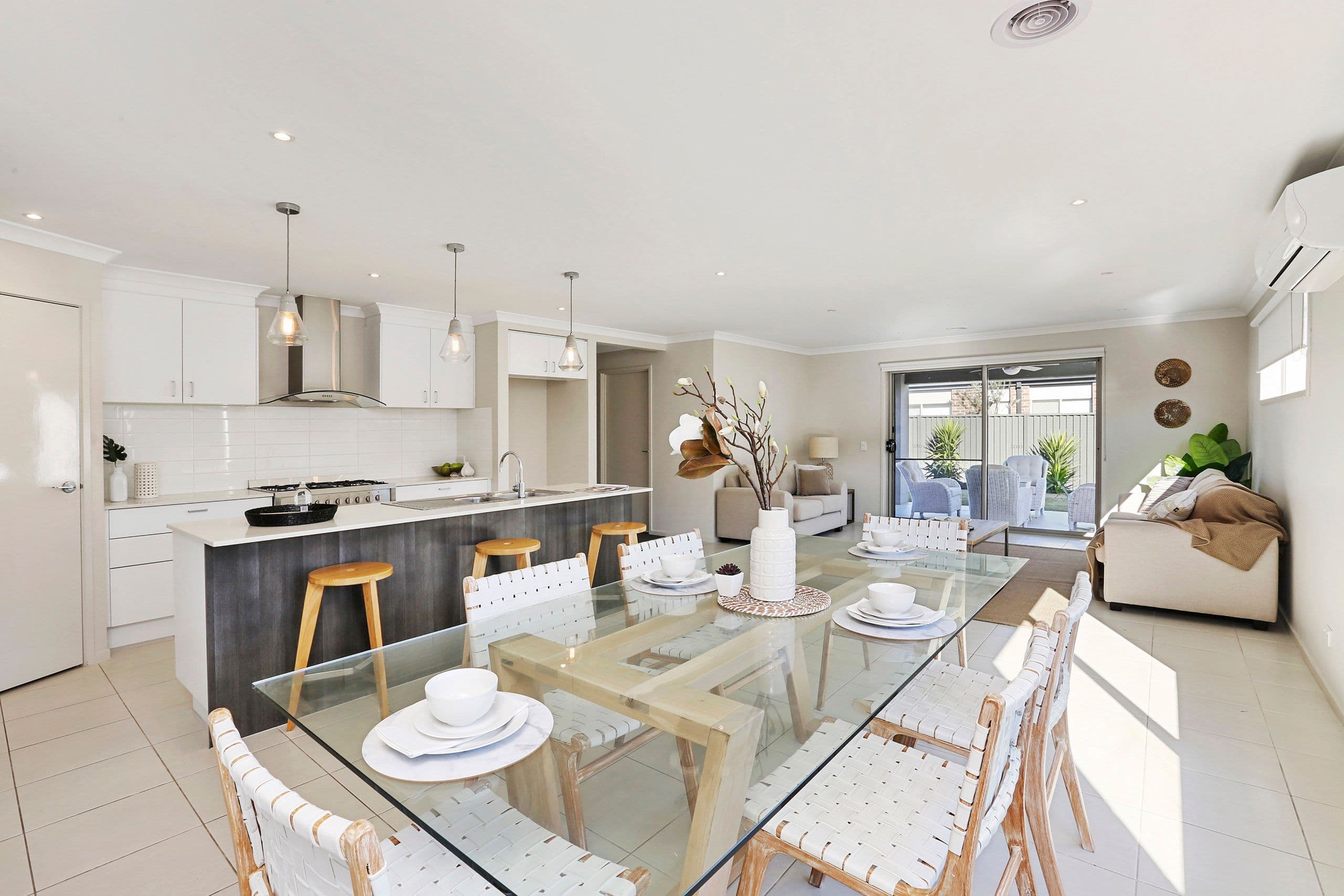6 Whistling Duck Drive, Lara VIC 3212, Lara - Thumbnail 2
