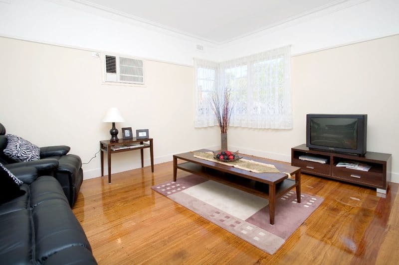 28 Locksley Avenue, RESERVOIR VIC 3073, Reservoir - Thumbnail 5