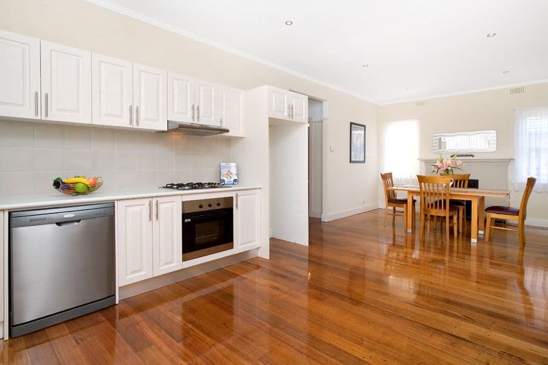 28 Locksley Avenue, RESERVOIR VIC 3073, Reservoir - Thumbnail 8