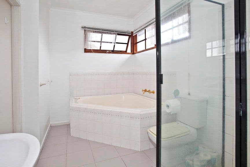66 Windella Crescent, GLEN WAVERLEY VIC 3150, Glen Waverley - Thumbnail 3