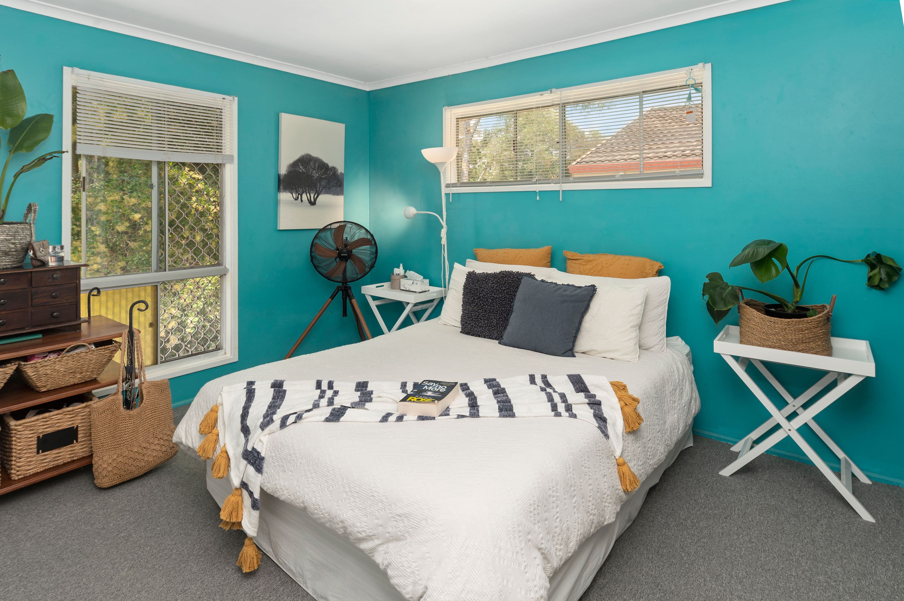 20 Gurrah Avenue, Southport QLD 4215, Southport - Thumbnail 2